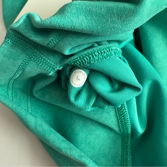 NWT Lululemon Wunder Train HR Crop 23" Blaze Maldives Green Size 4 - Picture 6 of 8